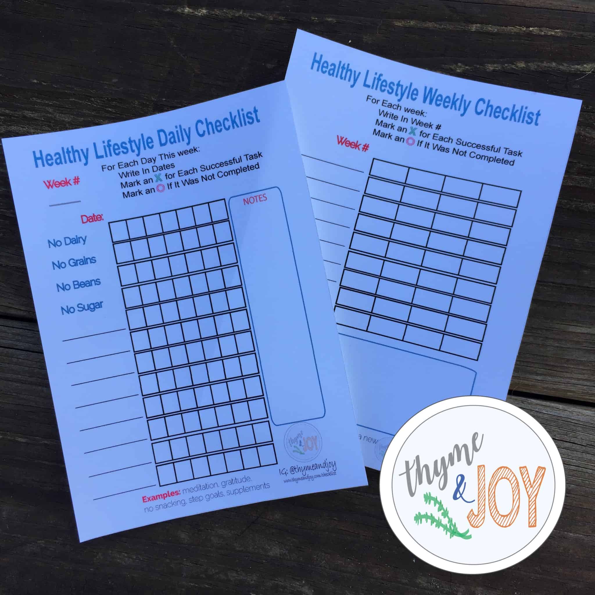 These healthy lifestyle checklists will keep you on track and motivated for any healthy lifestyle program. FREE PDF Printable! | Thyme + JOY