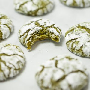 matcha crinkle cookies