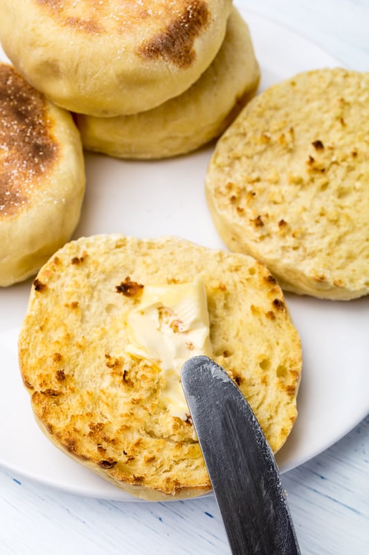 How to Toast English Muffin in Air Fryer 