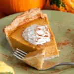 air fryer pumpkin pie slice on a plate